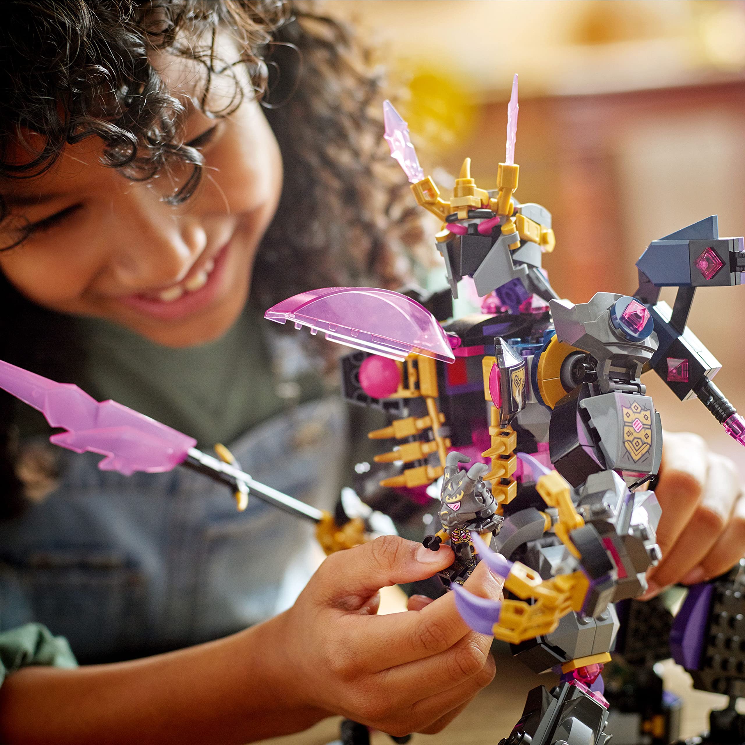 Vengestone Warrior minifigure complements action-packed clashes.