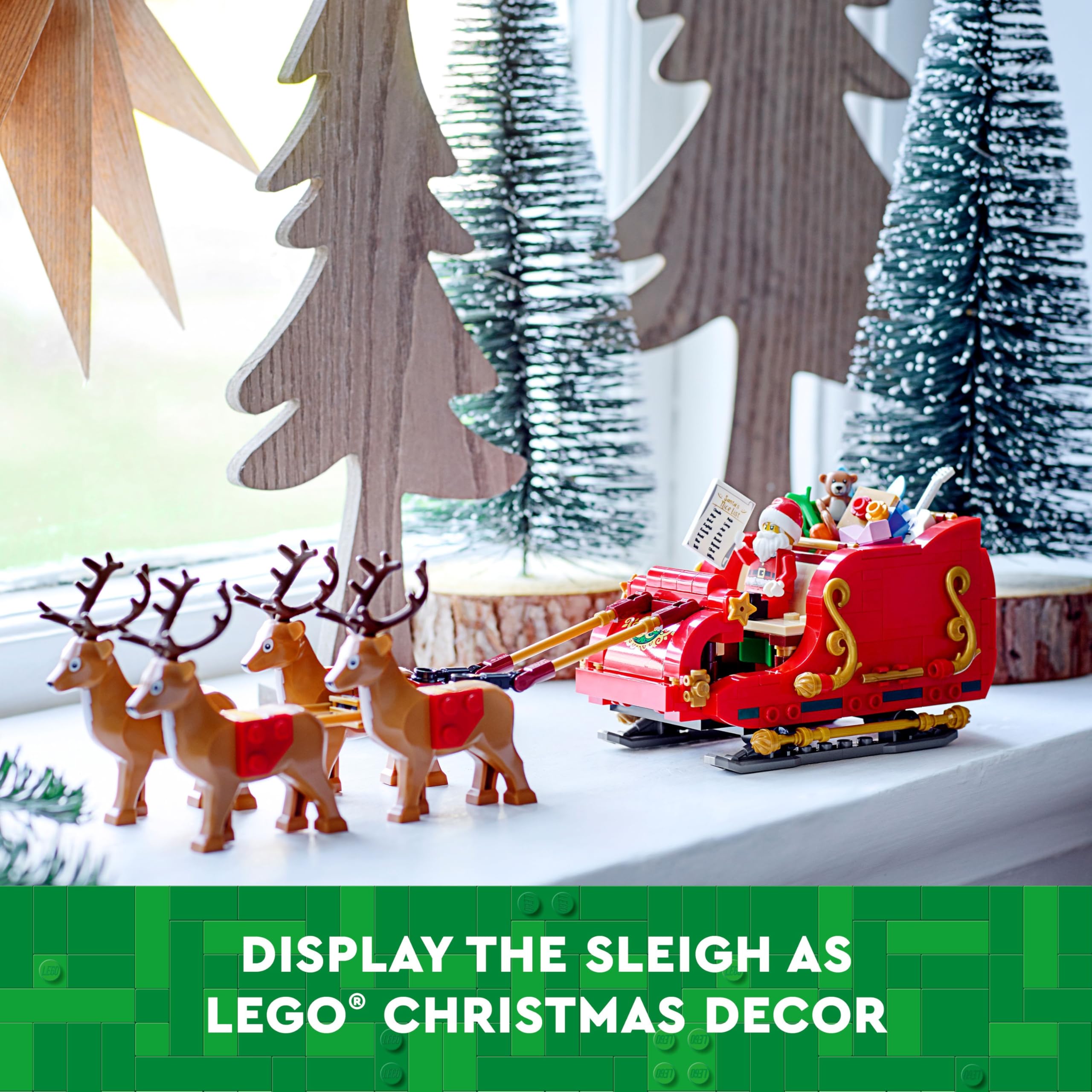 LEGO Santa's Sleigh skis accessory for seasonal dioramas