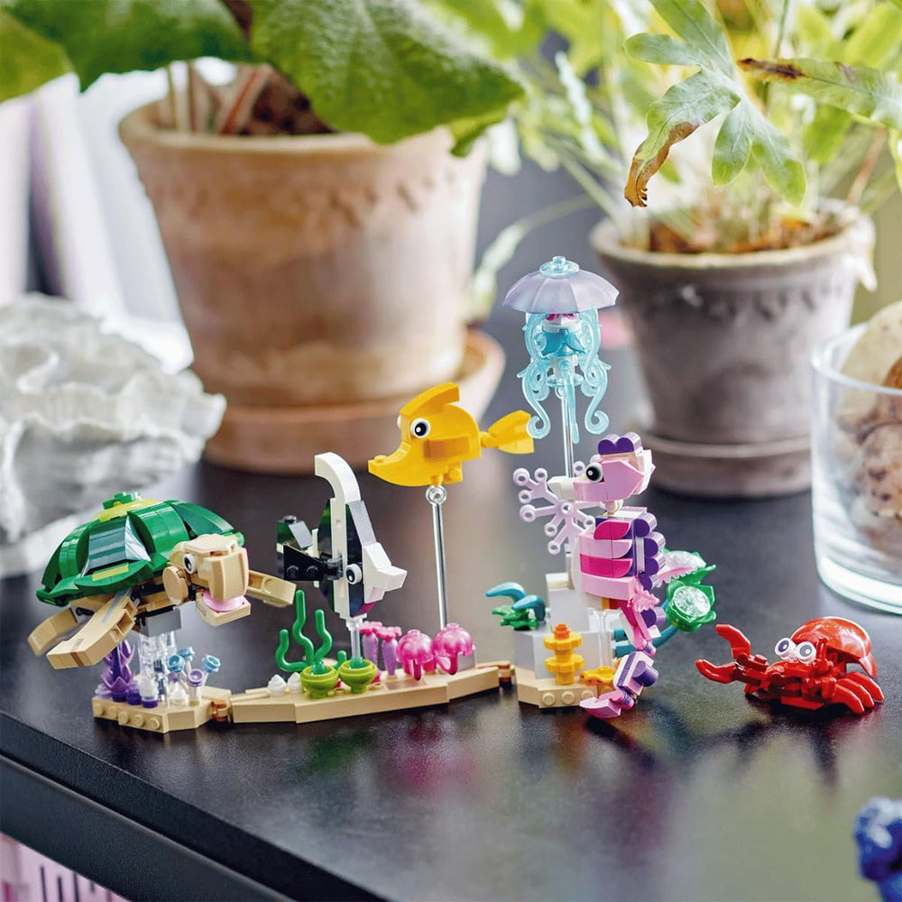 LEGO Sea Animals turtle model adds a friendly sea creature to enjoy.