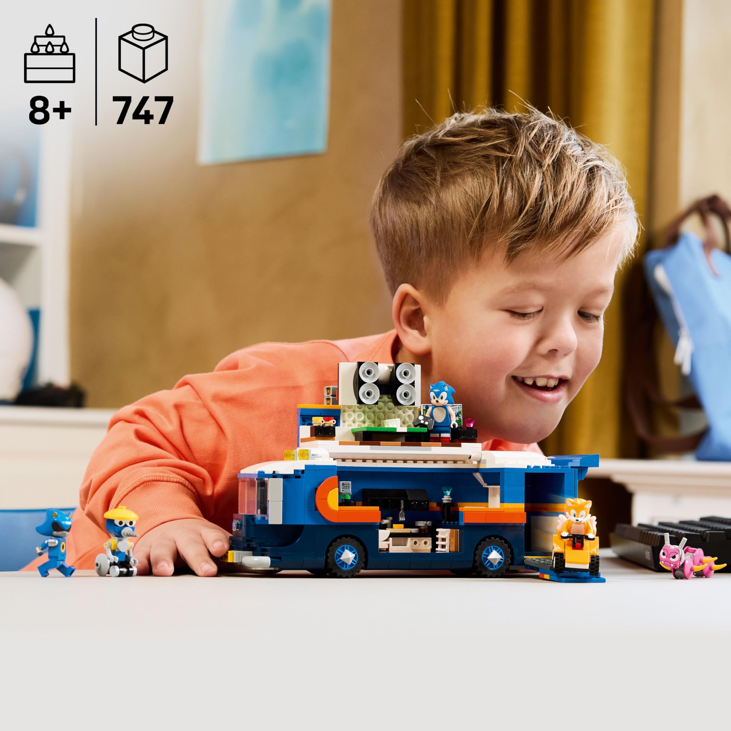 LEGO Sonic Command Truck side panels—opening access to living area for immersive play.