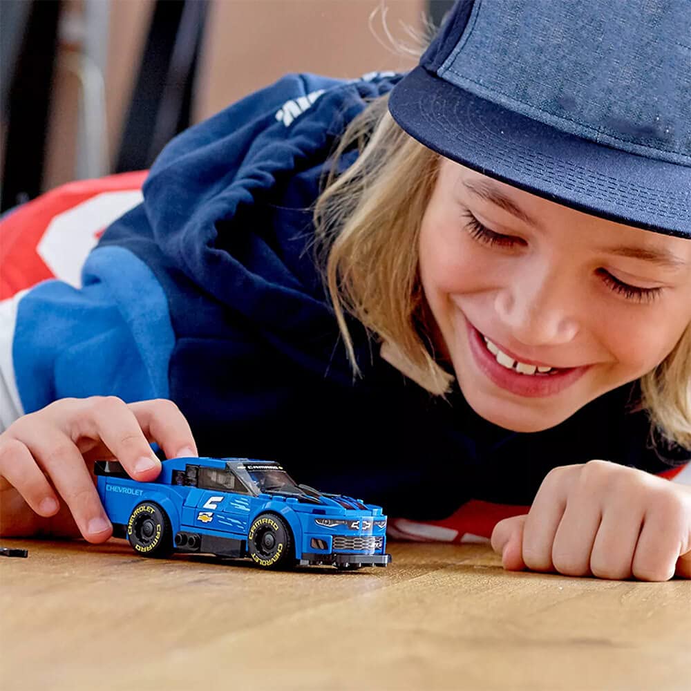 LEGO Speed Champions Camaro ZL1 rims with Camaro branding