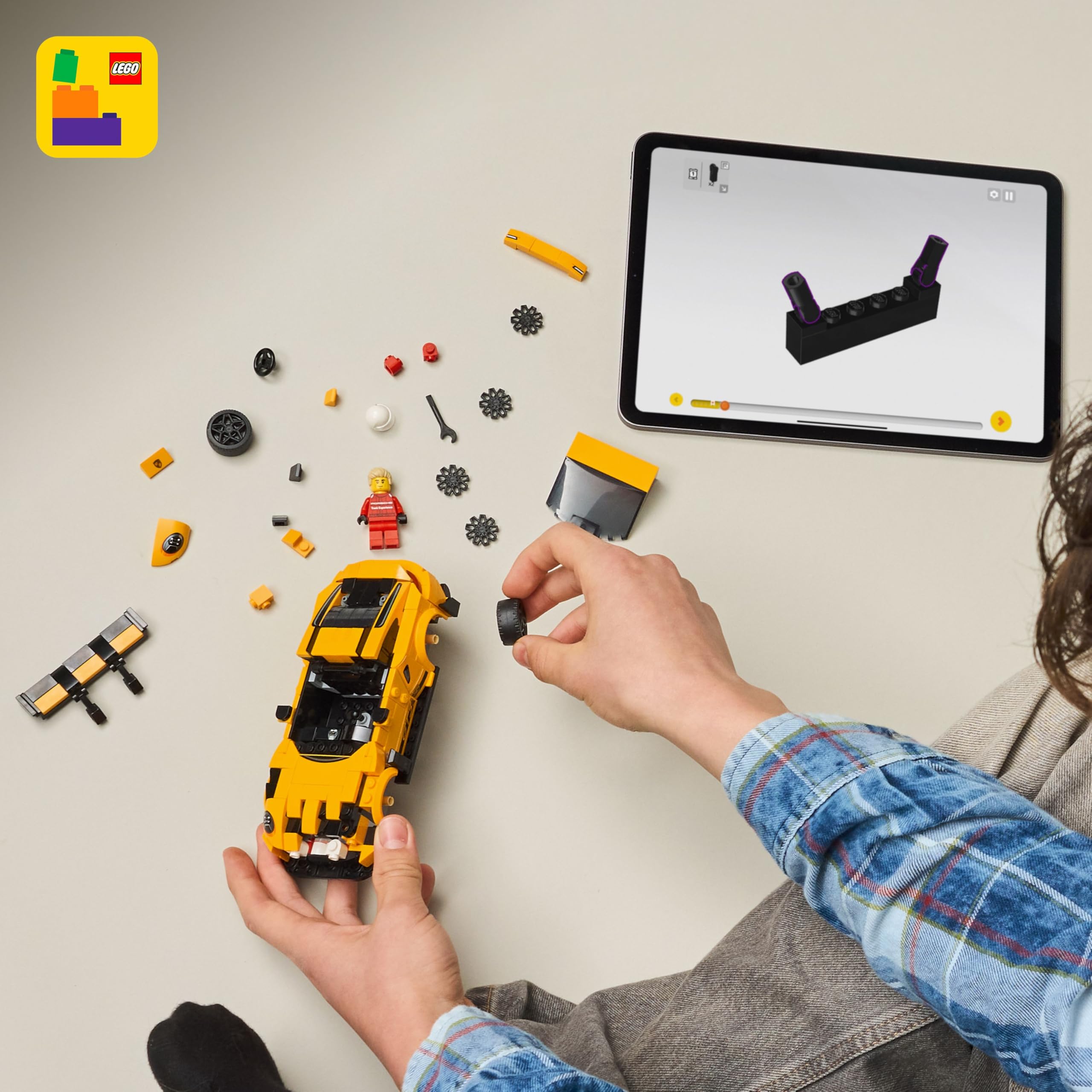 LEGO Builder app guidance for Porsche 911 GT3 RS assembly and 3D viewing