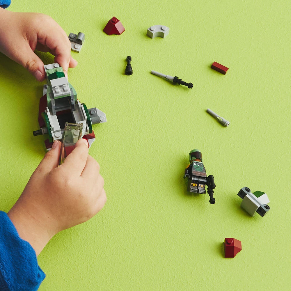LEGO Star Wars Boba Fett Microfighter with flick shooters for action scenes
