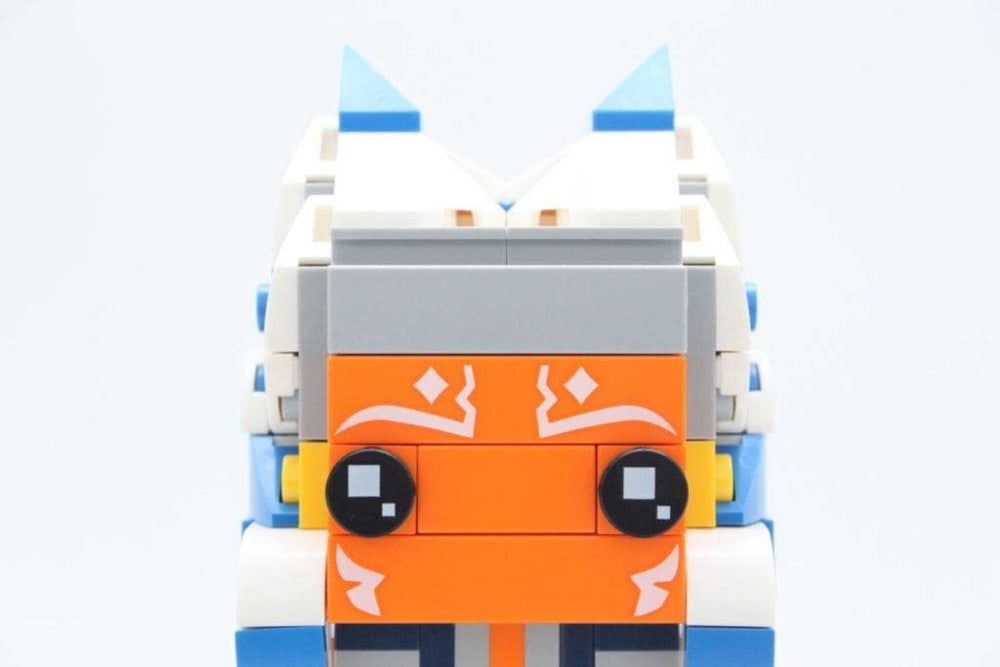 LEGO Star Wars BrickHeadz packaging for a ready-to-gift collectible.