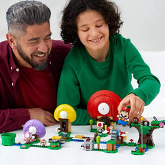 LEGO Super Mario tree and Toad Houses enable multi-area level building
