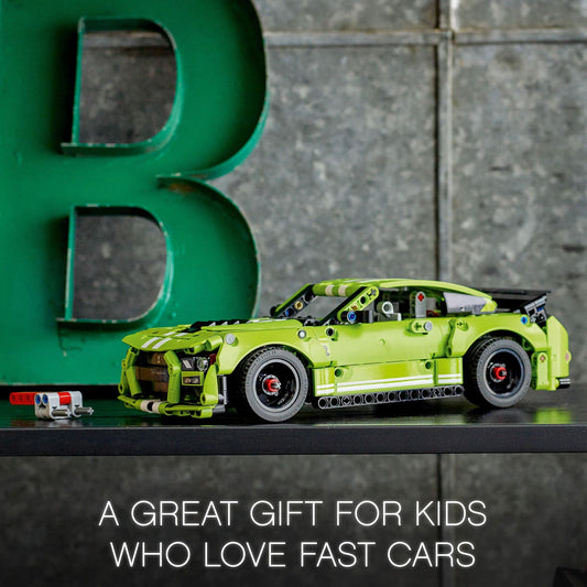 LEGO Technic Ford Mustang Shelby GT500 pull-back motors for fast play