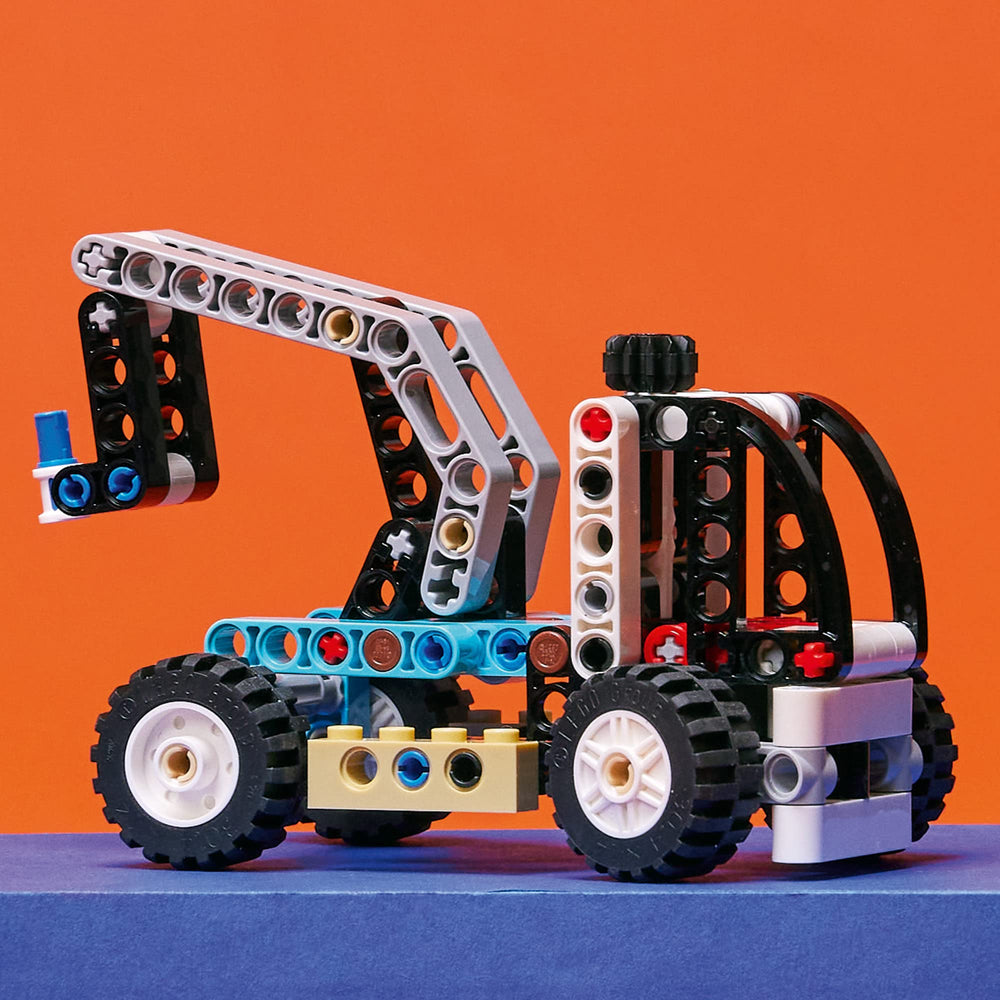 LEGO Technic Telehandler 42133 tow-truck mode expands play scenarios and storytelling.