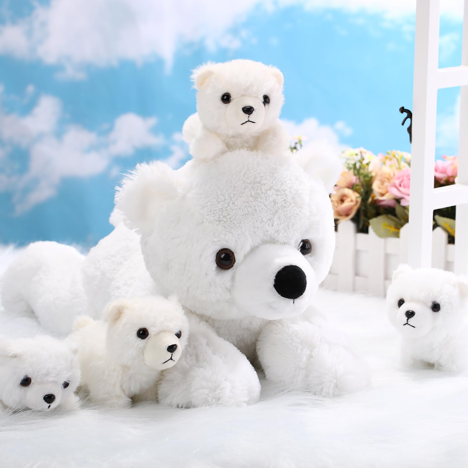 Leitee soft plush fabric closeup for cuddling