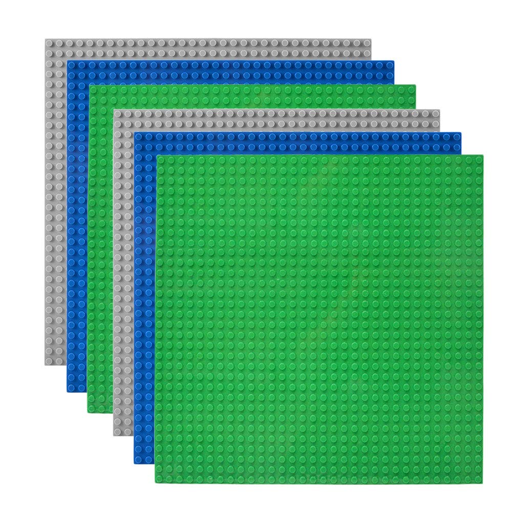 Lekebaby Classic baseplates in green for colorful, open-ended building play