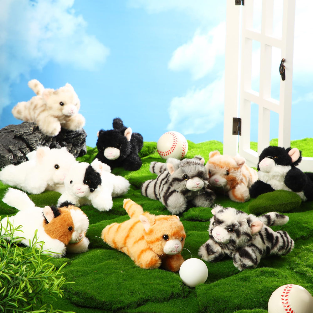 Lenwen cat plush arrival is vacuum-packed and fluff up easily.