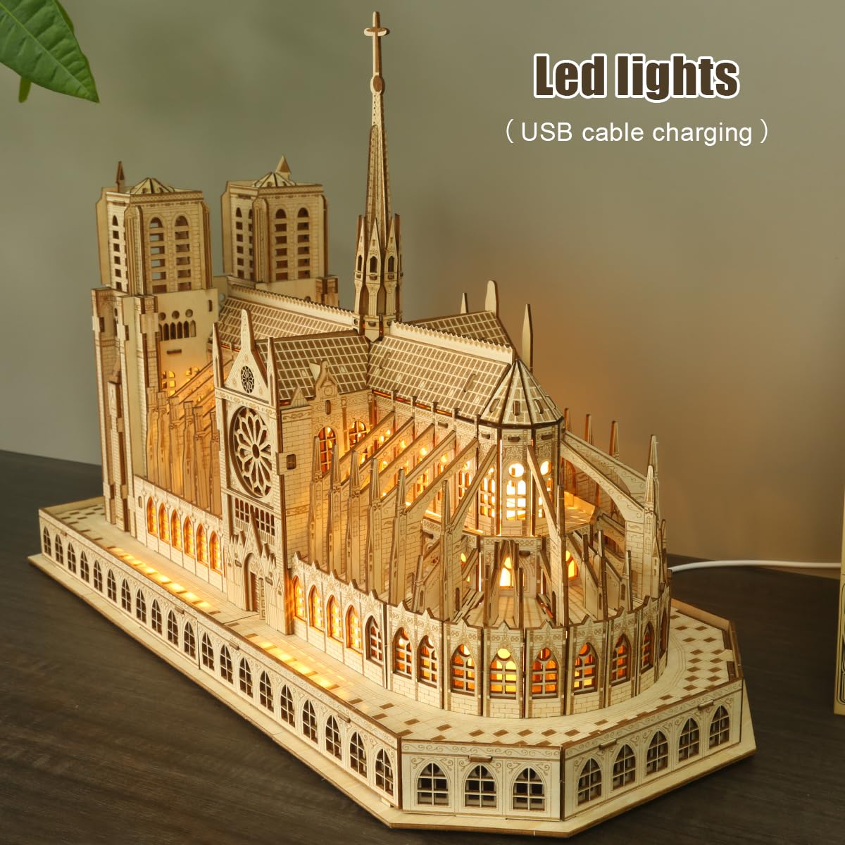 Leopmase 3D Notre Dame church assembly a rewarding weekend project