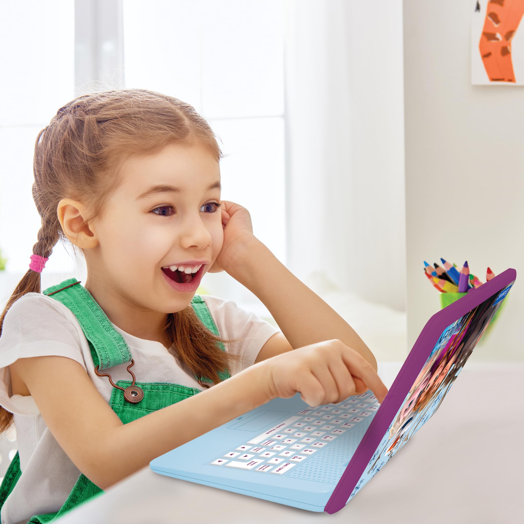 Lexibook Frozen keyboard and mouse simulate real workstation for typing skills.