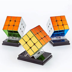 LiangCuber Cyclone Boys 3x3 built-in magnets enable precise positioning.