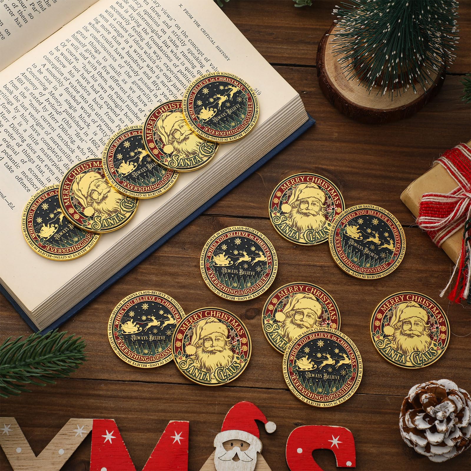Liliaafar Santa coin finished with durable metallic color that lasts year after year.