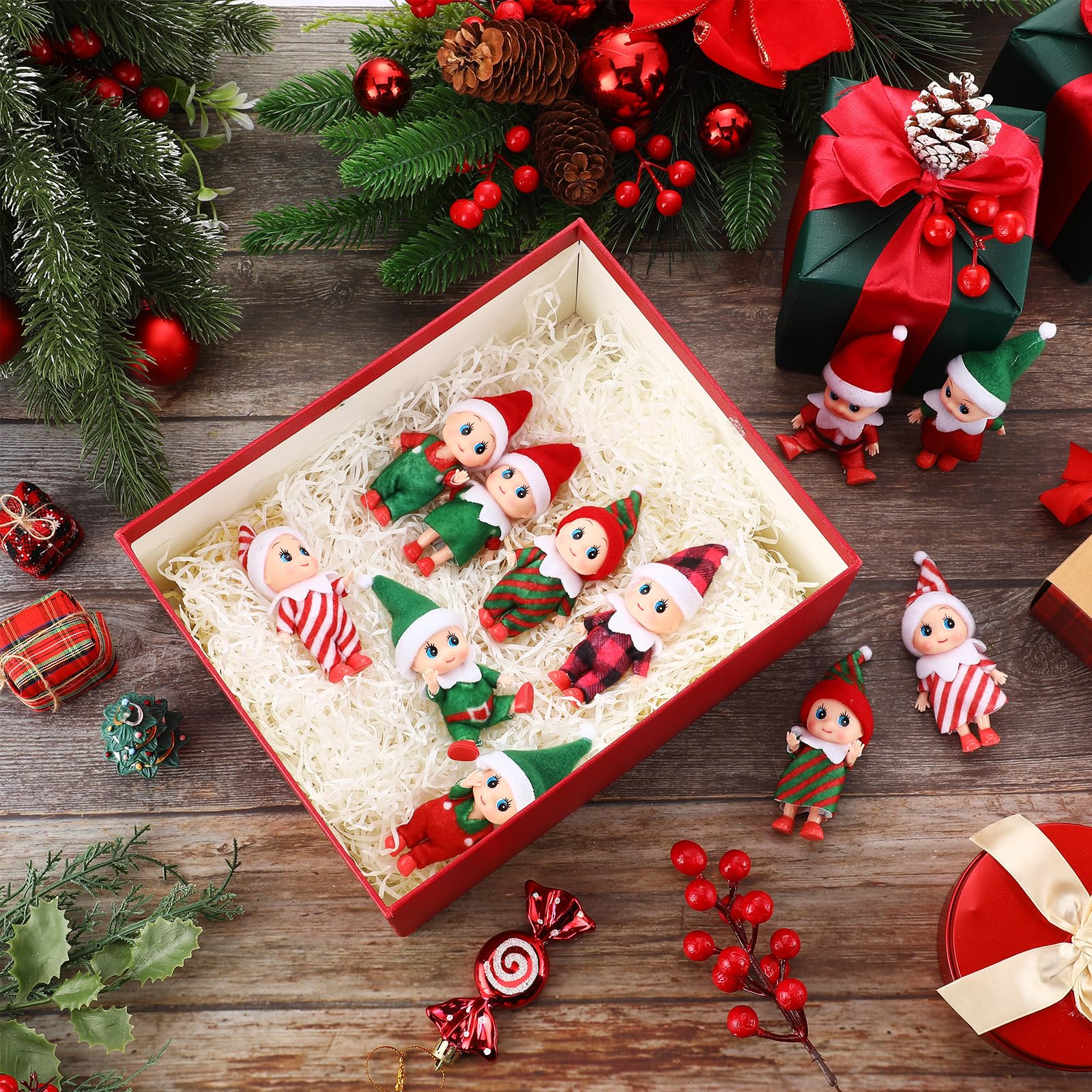 Liliful soft fabric hats add cozy texture to Christmas dolls