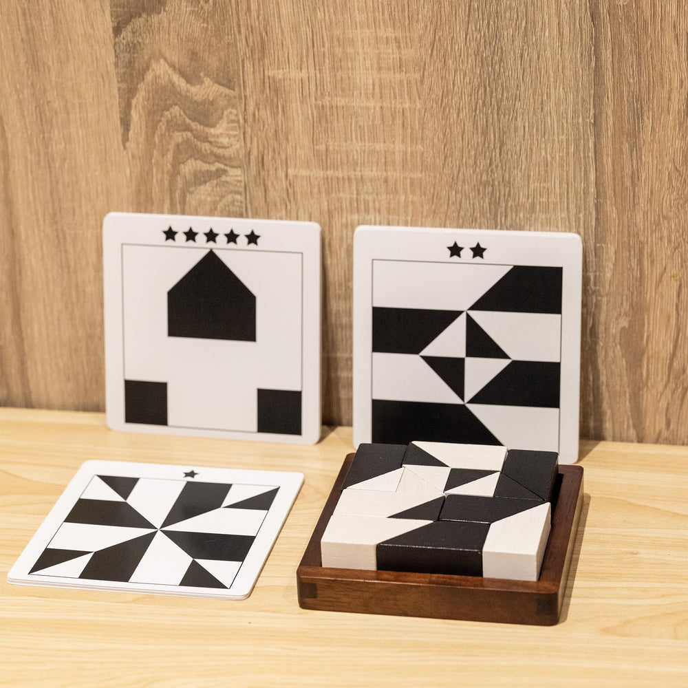 Lingle family-friendly puzzle game for collaborative learning and shared fun.