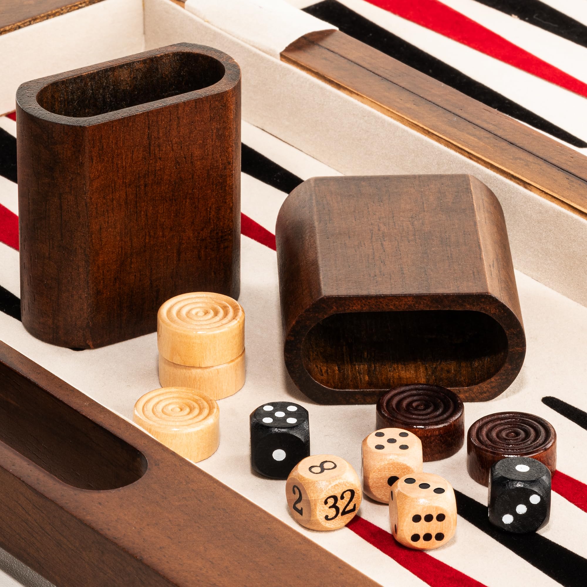 Lingle premium Staunton pieces offer refined play and tactile feel
