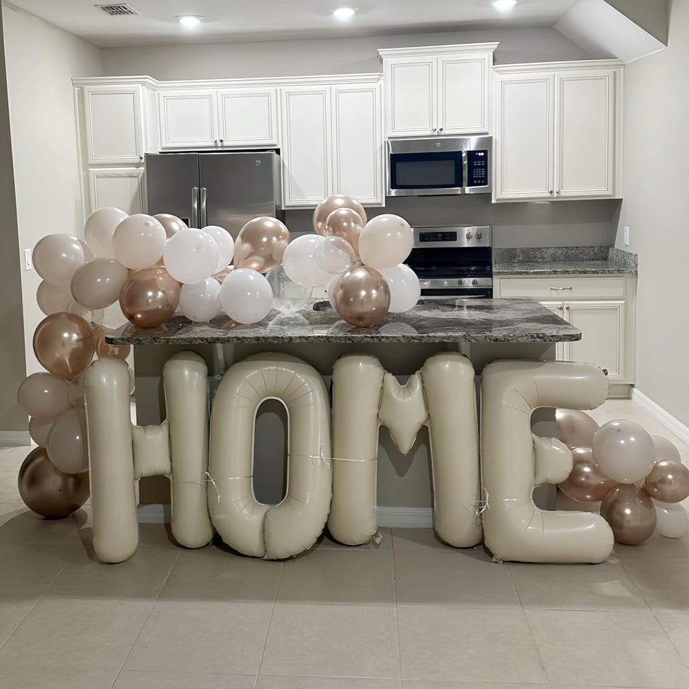 Lingqiang large home balloons for dramatic wall displays.