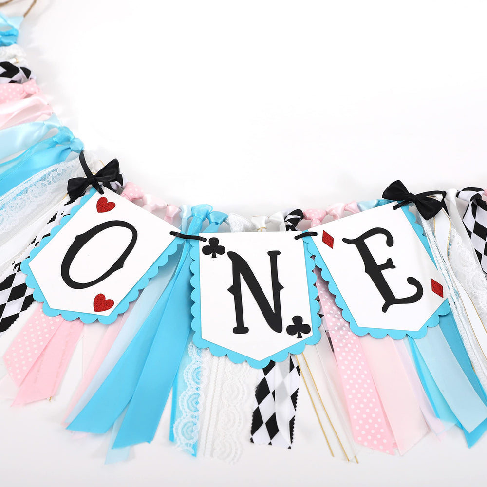 LINLULU blue theme complements Alice in Wonderland party palettes.