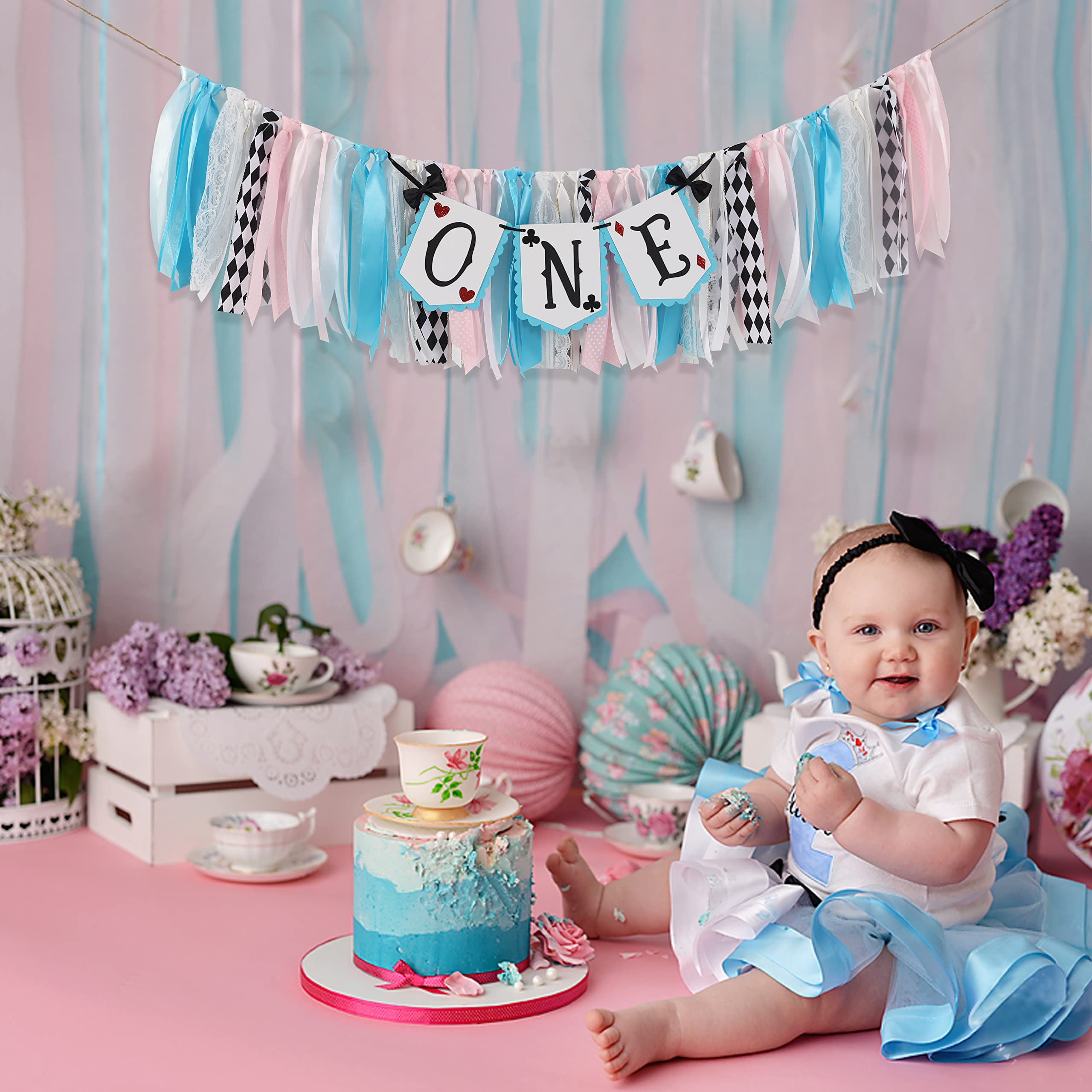 LINLULU Alice banner multicolored ribbons brighten the party color scheme.