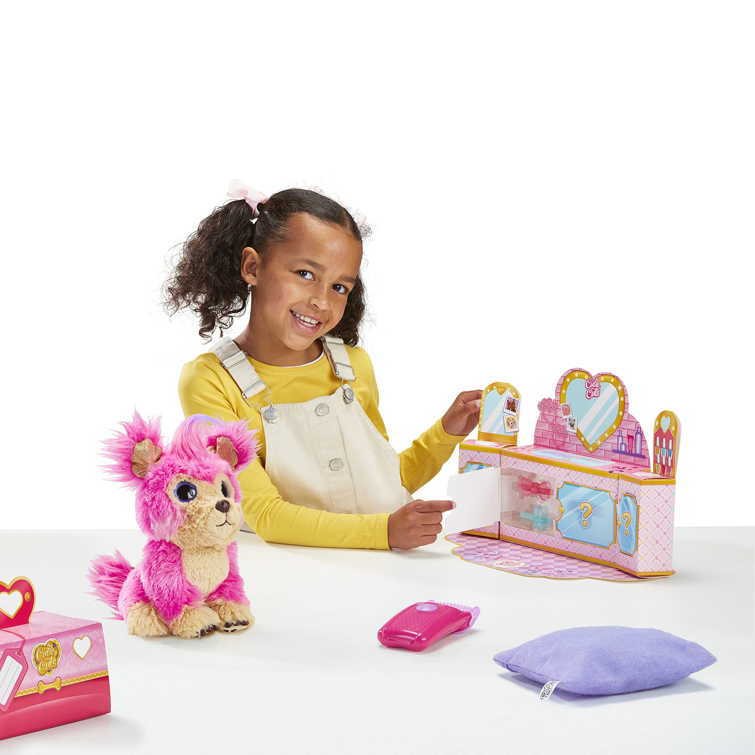 Little Live Scruff-A-Luvs Cutie Cuts cross-sell booklet sparks rescue storytelling