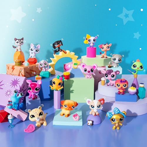Littlest Pet Shop Pet Surprise Trio Series 4 snowy fox with collectible charm.