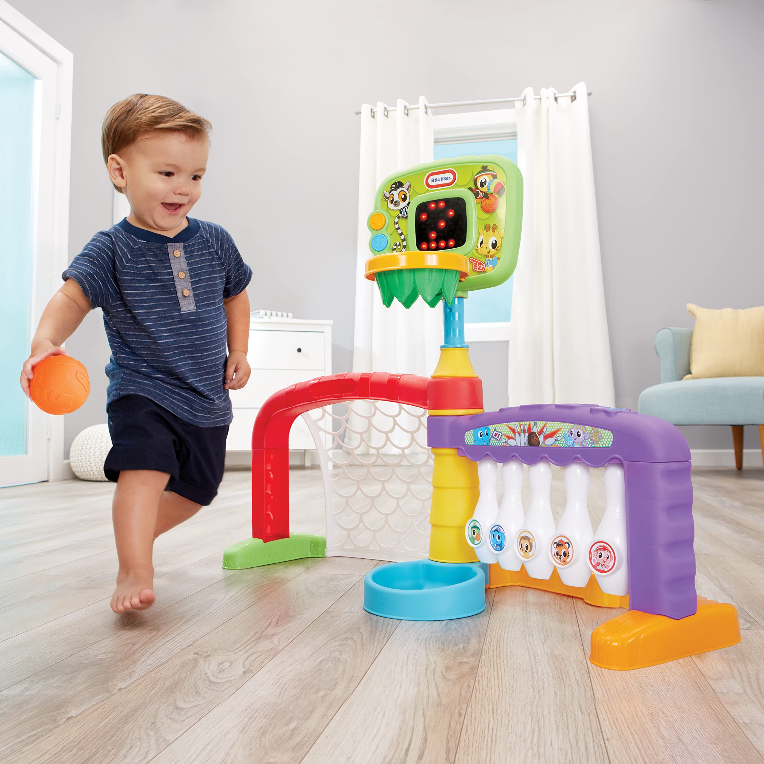 Little Tikes 3-in-1 Sports Zone backboard lights up after shots