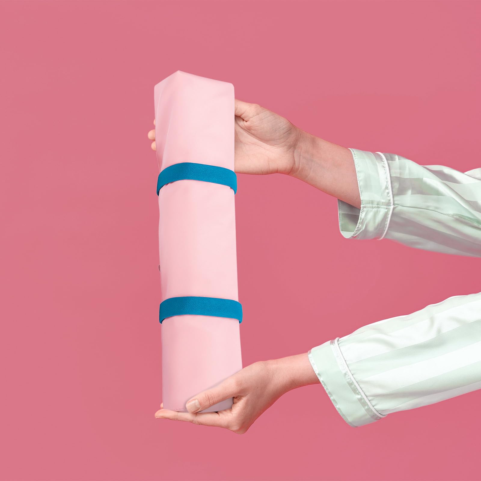 Locmeo mahjong bag rolled-up design supports compact storage and portability.