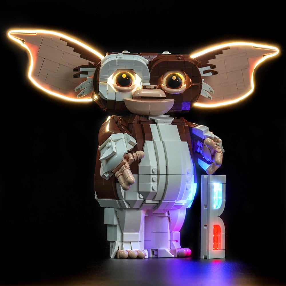 Locolee compatible with LEGO 21361 Gremlins Gizmo for versatile displays.