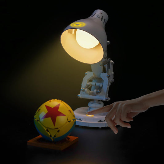 LocoLee Pixarluxo light kit assembly showing seamless Lego integration for a tidy glow
