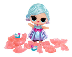 L.O.L. Surprise! Big Party confetti and beads add sensory excitement