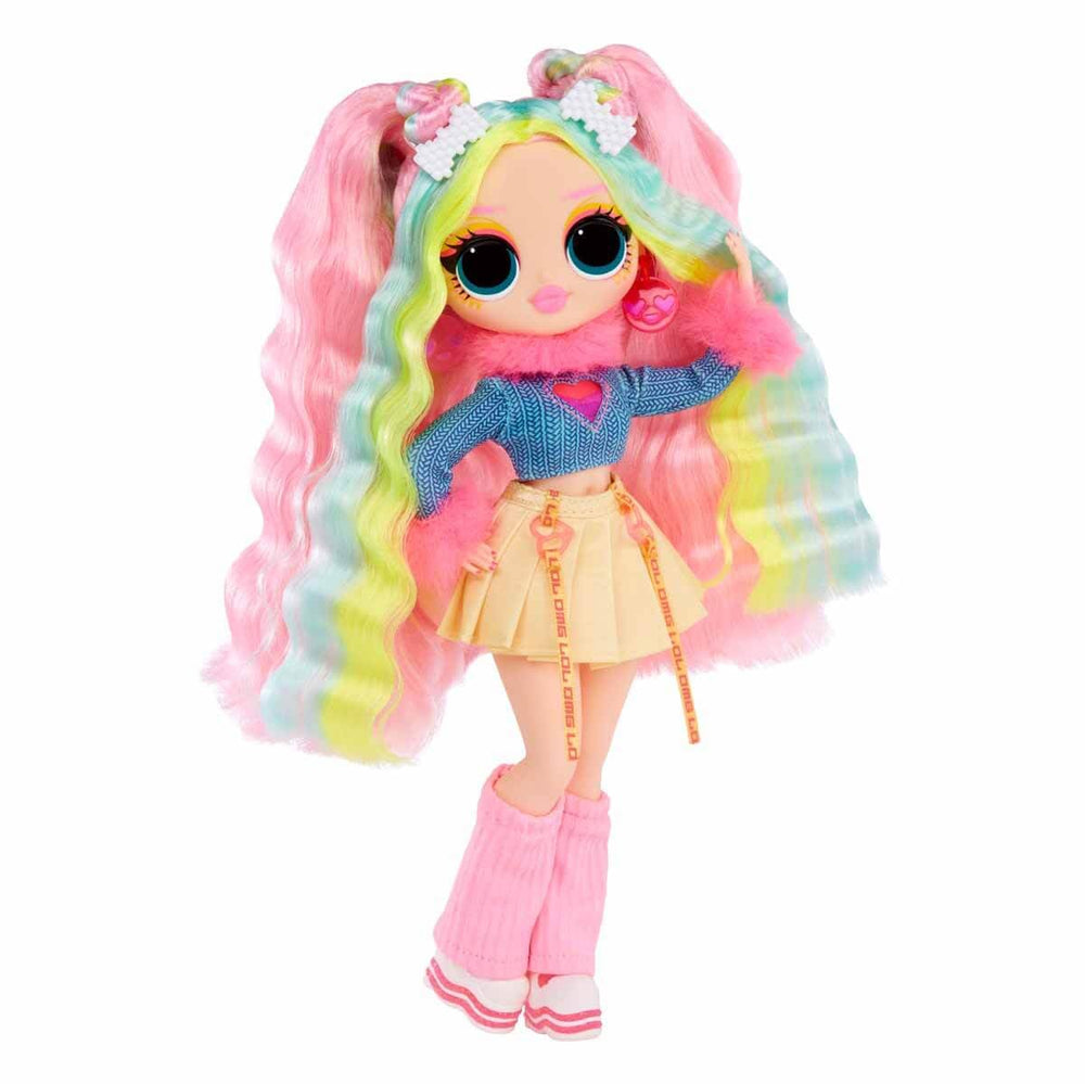 L.O.L. Surprise! OMG Sunshine Bubblegum DJ leg warmers reveal purple accents in light