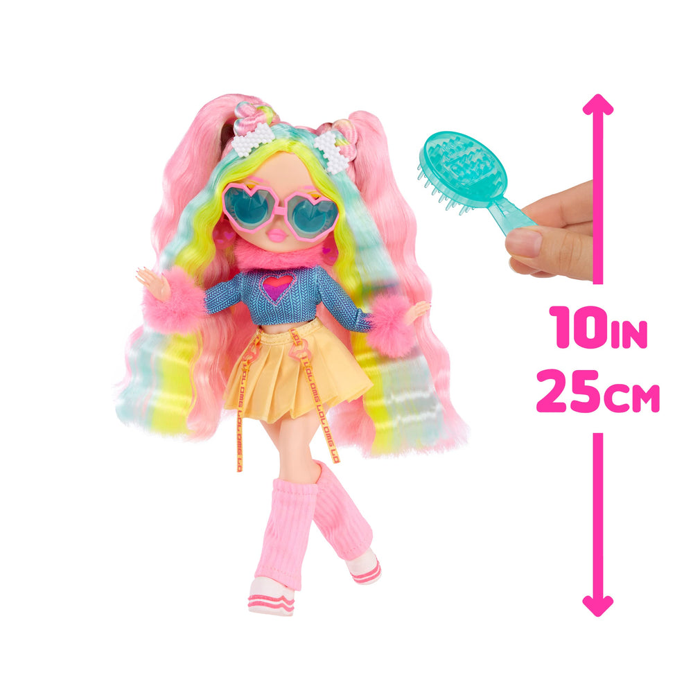 L.O.L. Surprise! OMG Sunshine Bubblegum DJ shoes change from white to purple in daylight