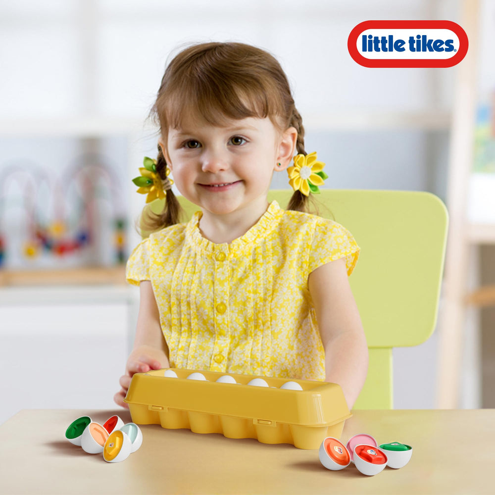 Lollipop Little Tikes shape-focused halves support shape matching and cognitive engagement.
