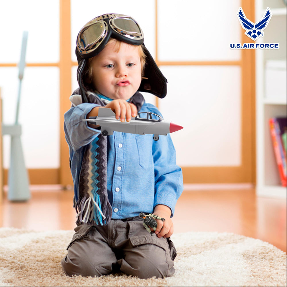 Extended wings on the Sky Raider jet for dynamic flight pretend play