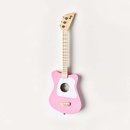 Loog Mini kid-sized body supports comfortable playing for small hands.