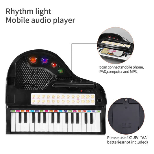 Losbenco Kids Piano microphone in use for singing while playing