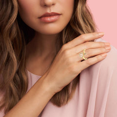 LOWNOUR four-leaf clover bead ring adds luck-inspired style