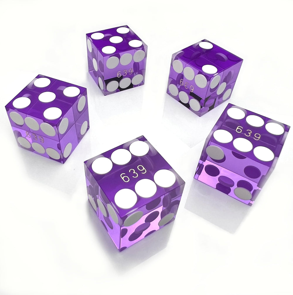 Luck Lab luxury PU leather dice case keeps five dice organized