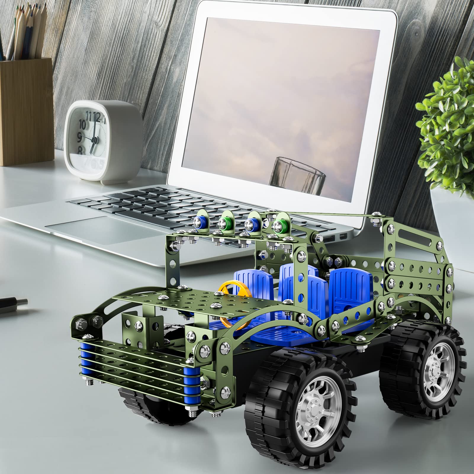 Lucky Doug durable metal build for long-lasting play value.
