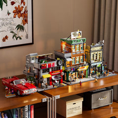 Lumibricks Low Rider Big Red Car lighting points add dramatic effect when displayed.
