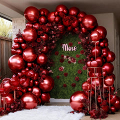 LUXURparty Burgundy double-stuffed balloons in 5in size for rich, full garlands.