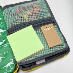 Lycnufrewolf case holds up to six toy cars for compact play.