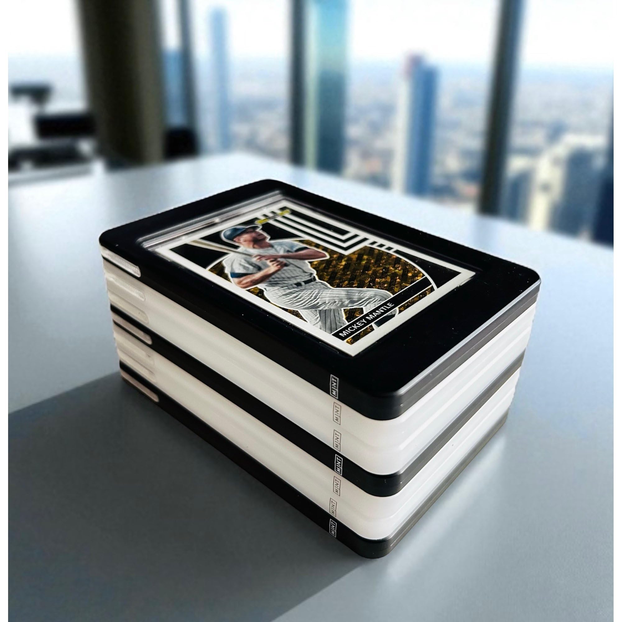 M1NT crystal-clear UV window keeps card colors vibrant.