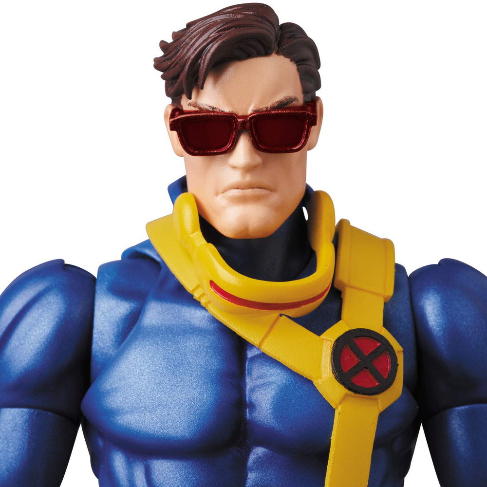 Mafex Cyclops articulated joints: smooth range for dramatic stances.