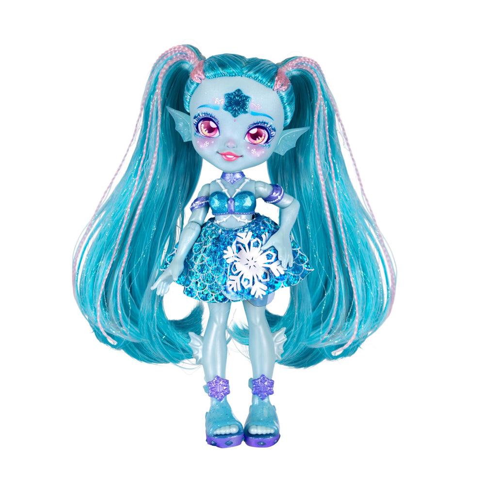 Magic Mixies Pixlings fashion with iridescent finishes for stylish play