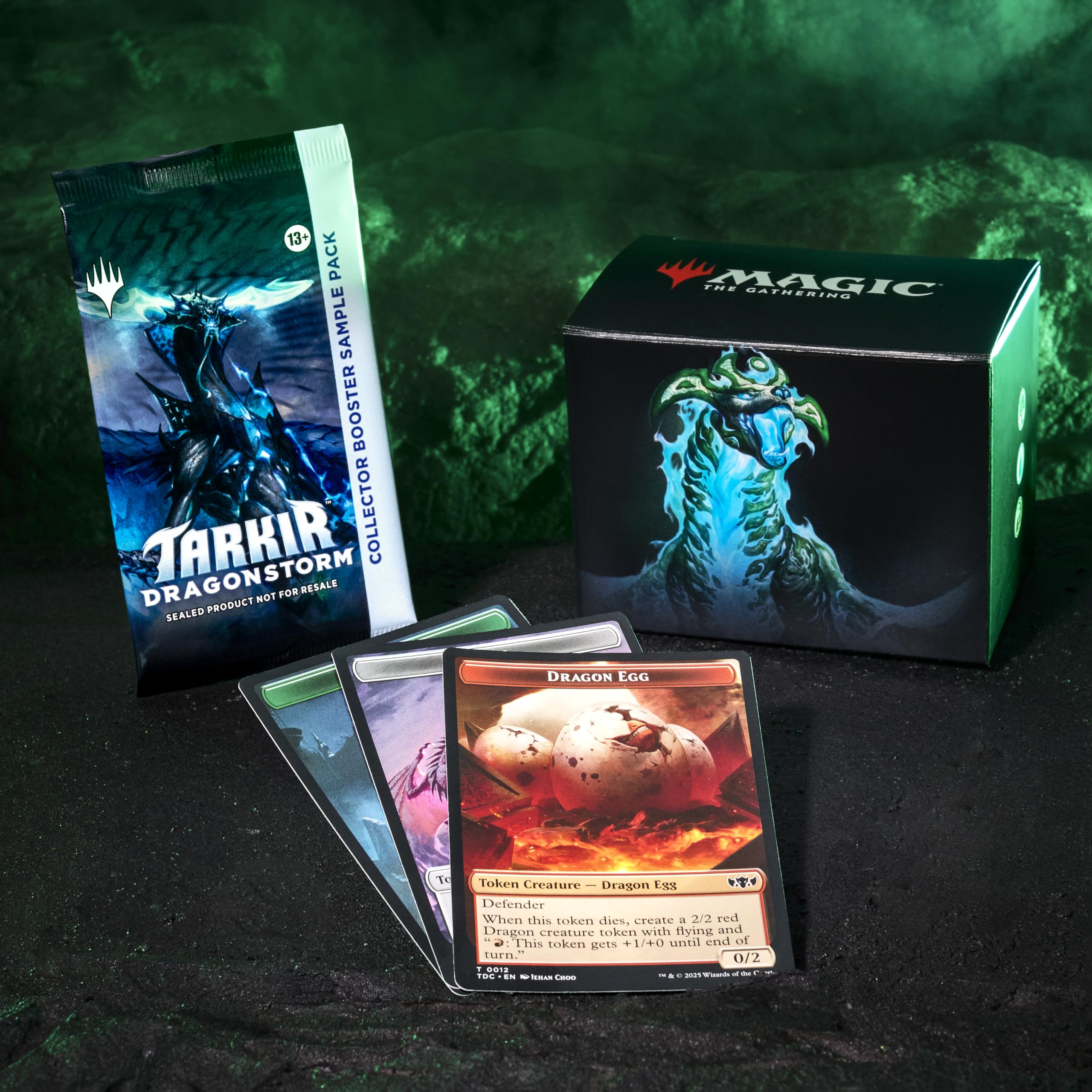 Magic: The Gathering Tarkir Temur Roar borderless foil commander Eshki leads the Temur clan.