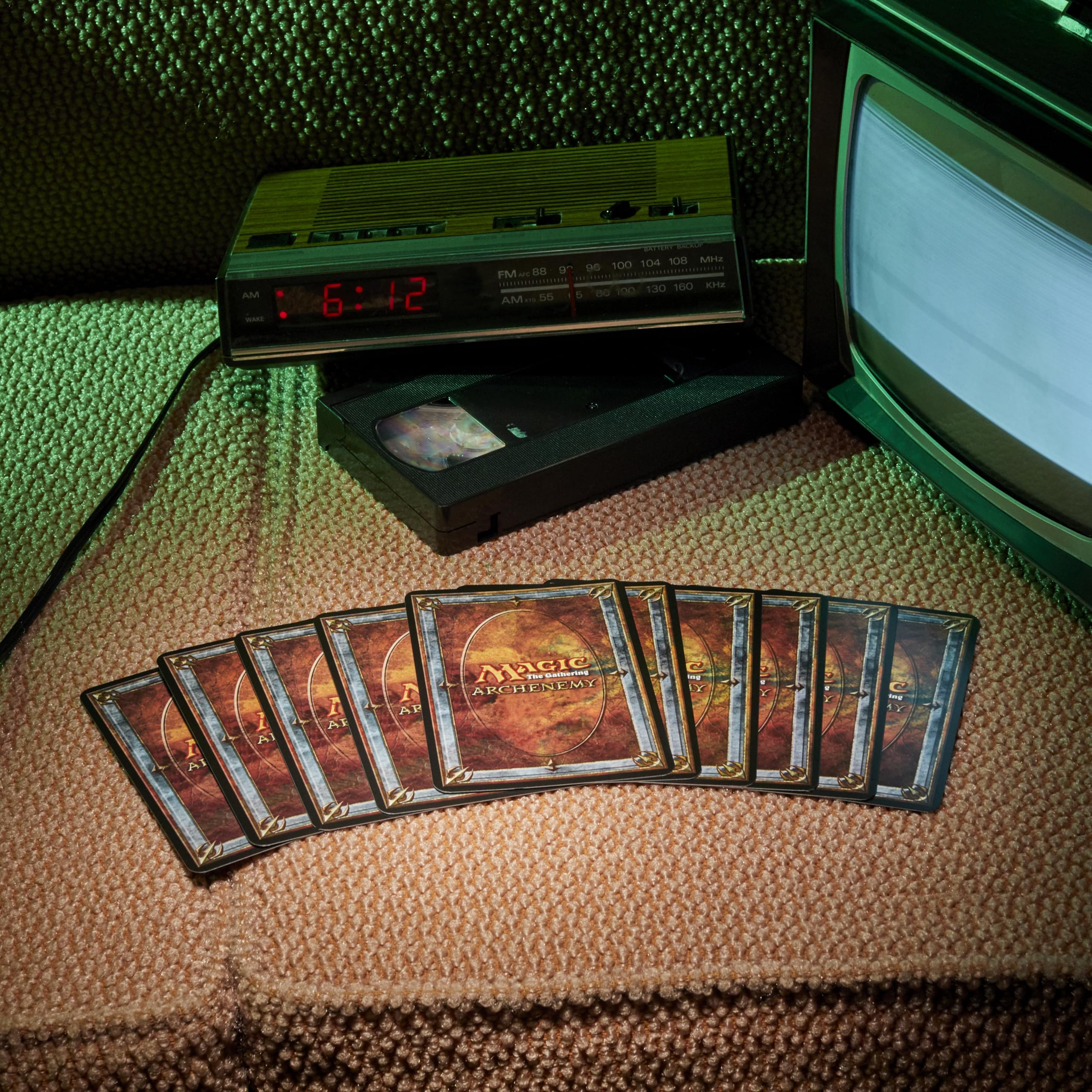 Magic: The Gathering Duskmourn contents and components included for ready-to-play experience.