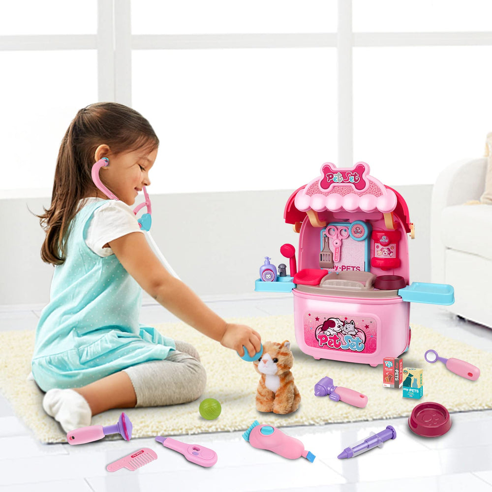 MAGIC4U shower nozzle and shampoo toy for grooming pretend play scenarios.