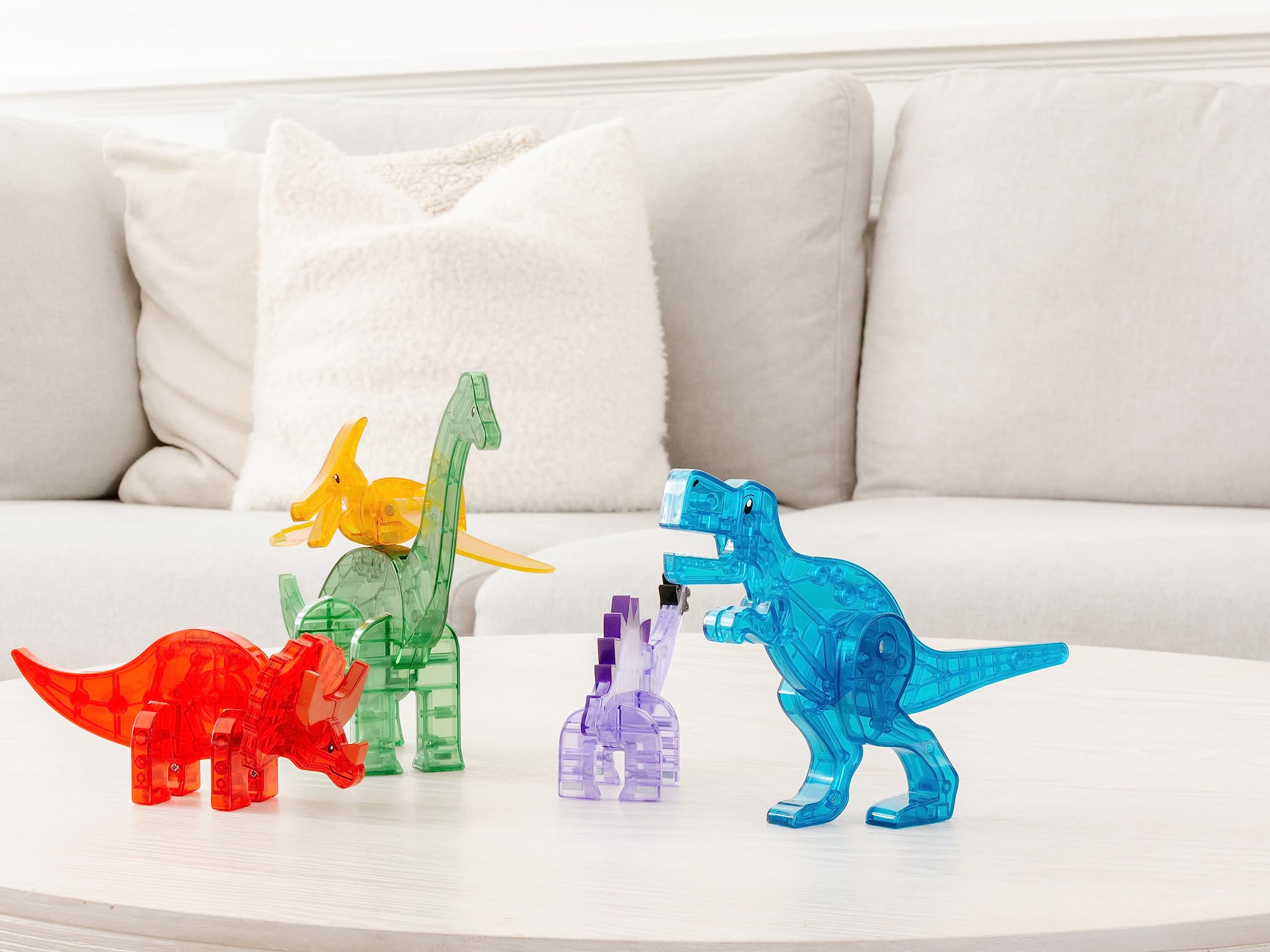 MAGNA-TILES Dinos set image showing dinos compatible with MAGNA-TILES play